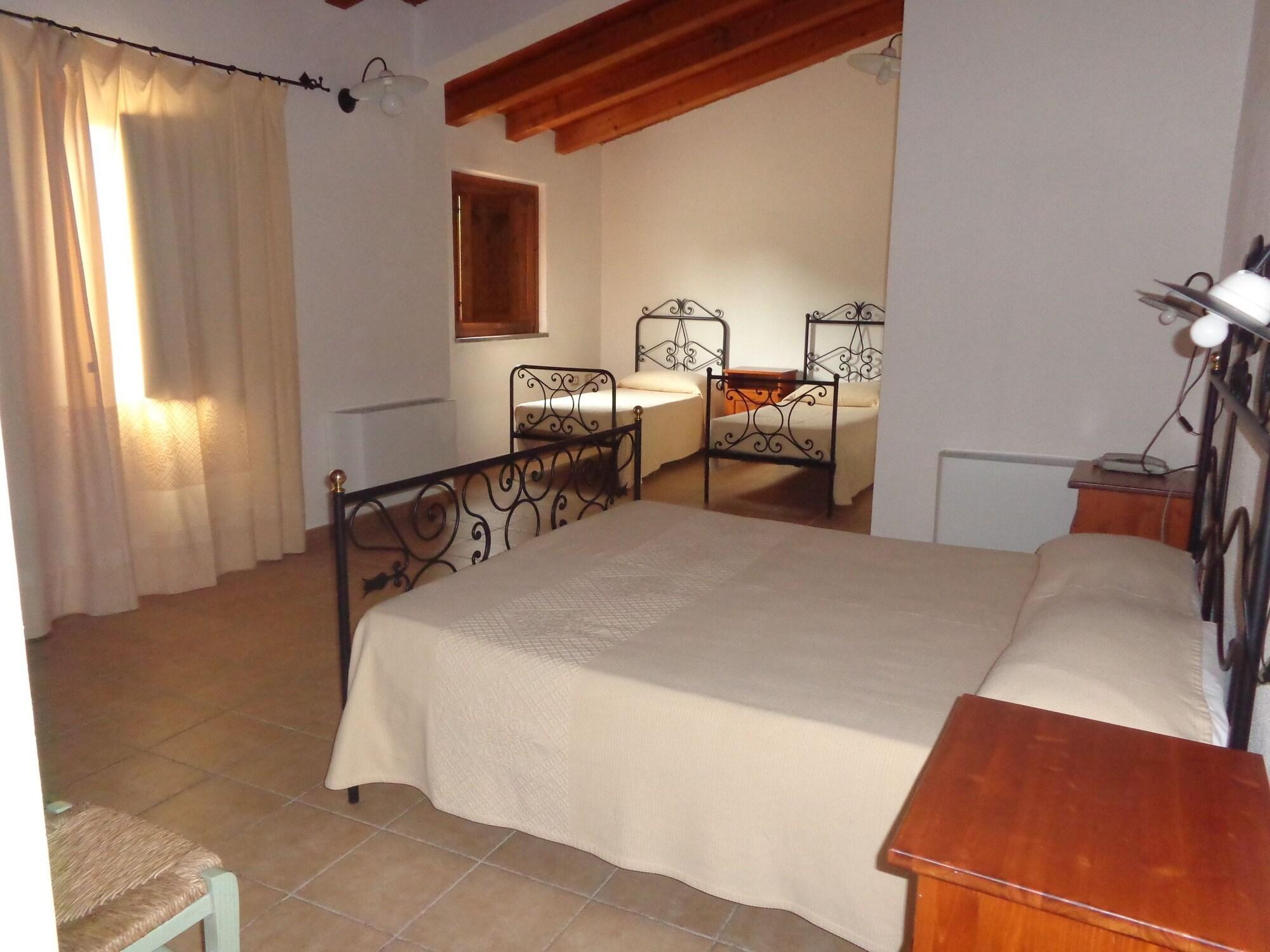 אבאסנטה Hotel Su Baione מראה חיצוני תמונה