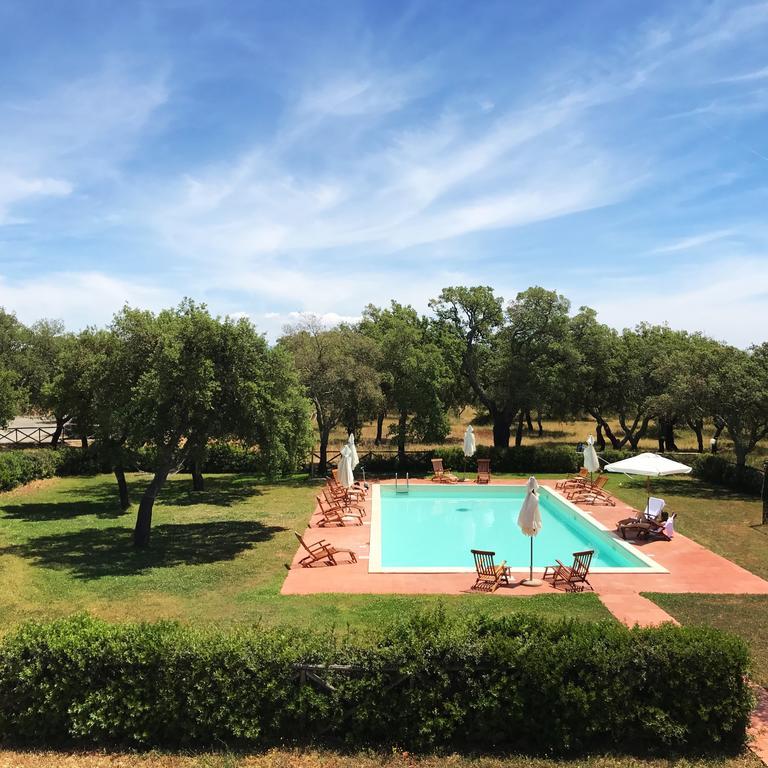 אבאסנטה Hotel Su Baione מראה חיצוני תמונה