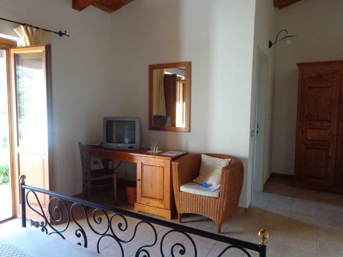אבאסנטה Hotel Su Baione מראה חיצוני תמונה